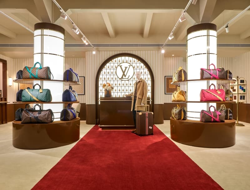 Hall d'entrée Keepall avec une sélection de sacs de voyage